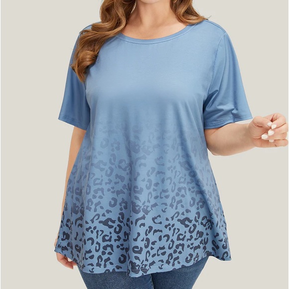 BloomChic Tops - BloomChic Blue Leopard Print T Shirt Top Plus Size 22/24 3X